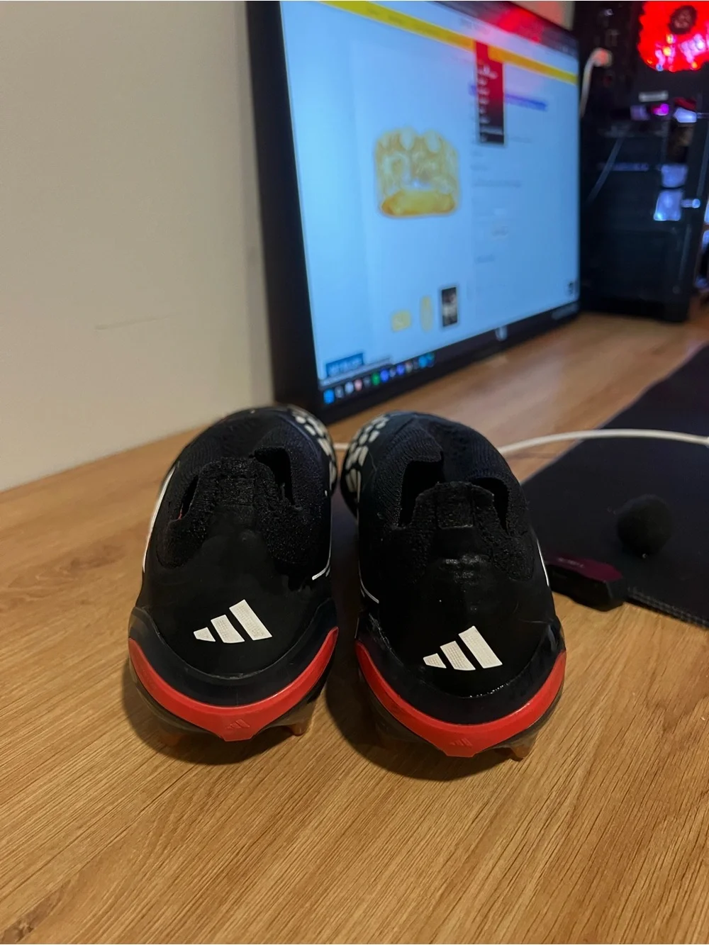 USED SIZE 8 ELITE WITH BAG adida Predator Laceless Soccer Cleats Black/White/Red